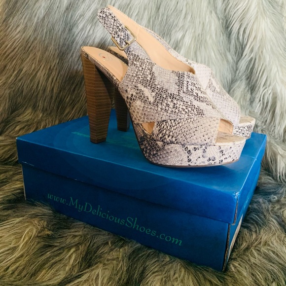 Beige Python Heel - Picture 2 of 2